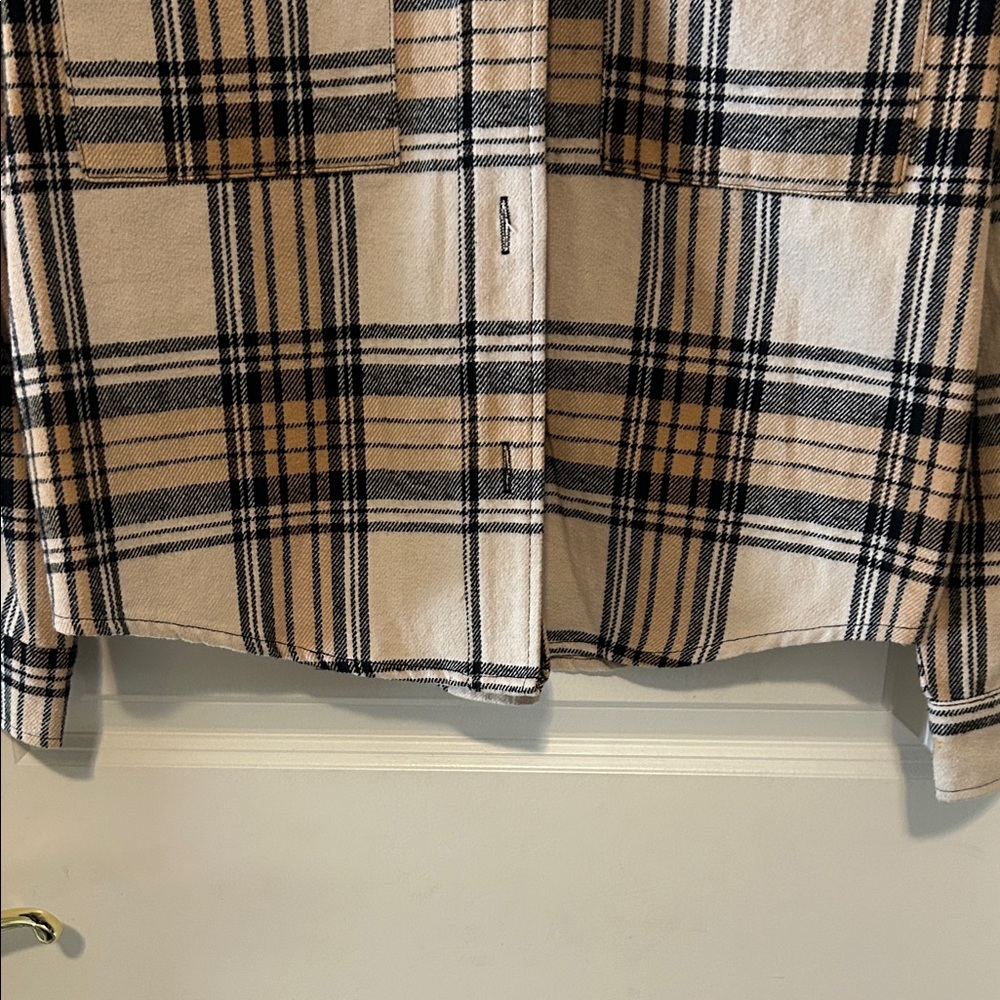 Sanctuary Beige and Black Plaid Utility Jacket - Picture 6 of 7